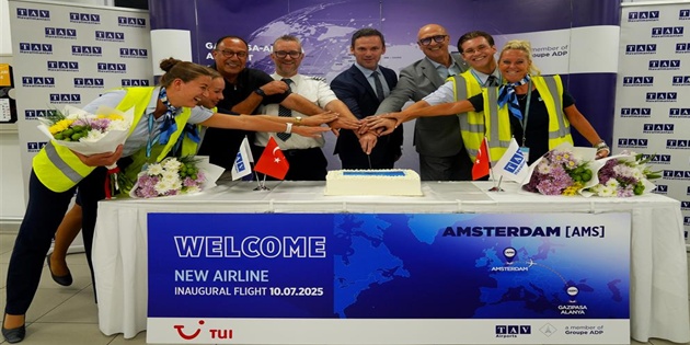 Gazipaşa-Alanya Havalimanı’na Amsterdam’dan İlk Uçuş Gerçekleşti